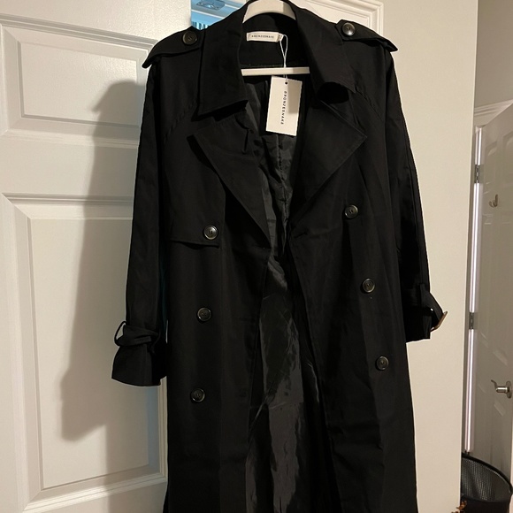 Trench coat - Picture 1 of 2